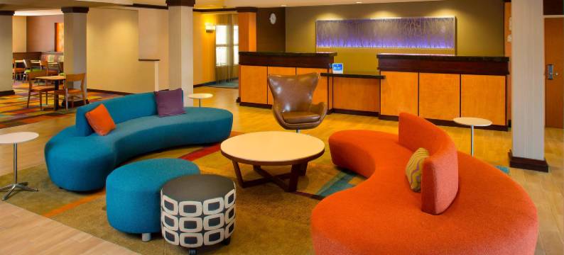 亚特兰大麦克多诺万枫套房酒店(Fairfield Inn & Suites Atlanta McDonough)图片