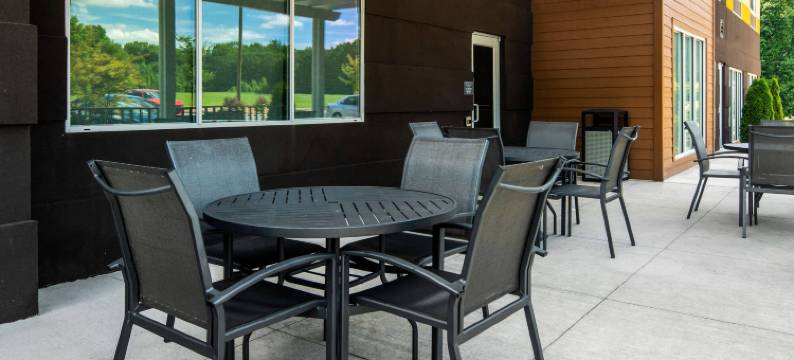 落基山城万枫套房酒店(Fairfield Inn & Suites Rocky Mount)图片