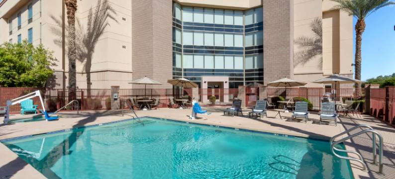 凤凰/吉尔伯特欢朋酒店(Hampton Inn & Suites Phoenix/Gilbert)图片
