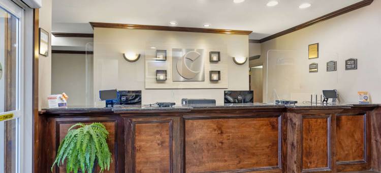 舒适套房酒店(Comfort Inn & Suites Carneys Point)图片