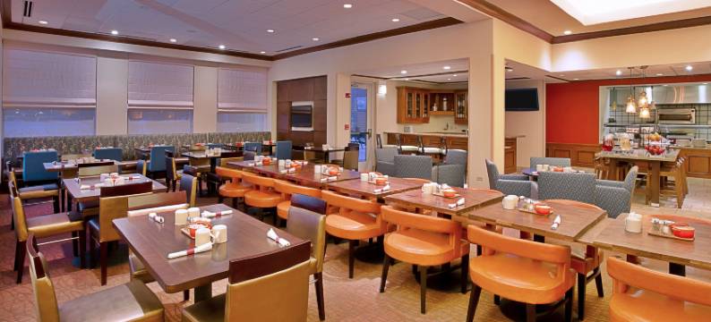 芝加哥中途机场希尔顿花园酒店(Hilton Garden Inn Chicago/Midway Airport)图片