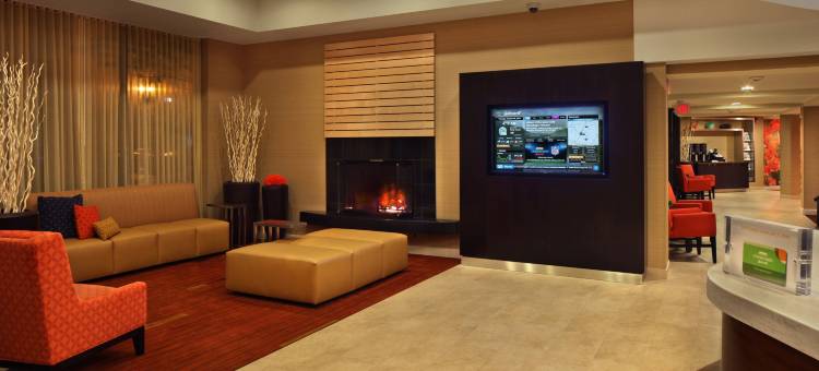 克伦威尔哈特福德万怡酒店(Courtyard Hartford Cromwell)图片