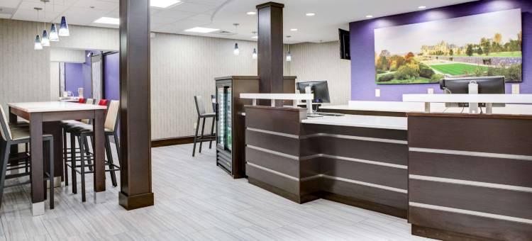 凯隆酒店-比尔特莫尔村(Clarion Inn Biltmore Village)图片