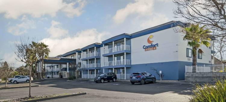 雷德布拉夫 I-5 附近舒适全套房酒店(Comfort Suites Red Bluff Near I-5)图片