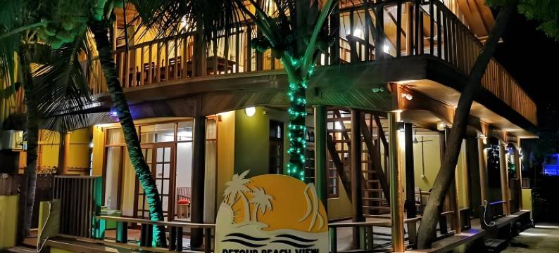 迪图尔海滩美景旅馆(Detour Beach View)图片