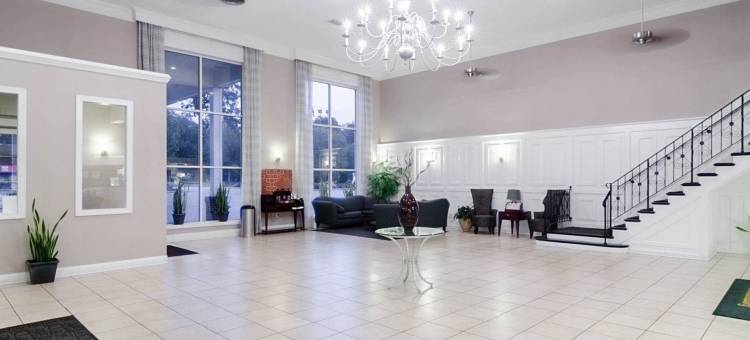 威廉斯堡中心罗德威套房酒店(Rodeway Inn & Suites Williamsburg Central)图片