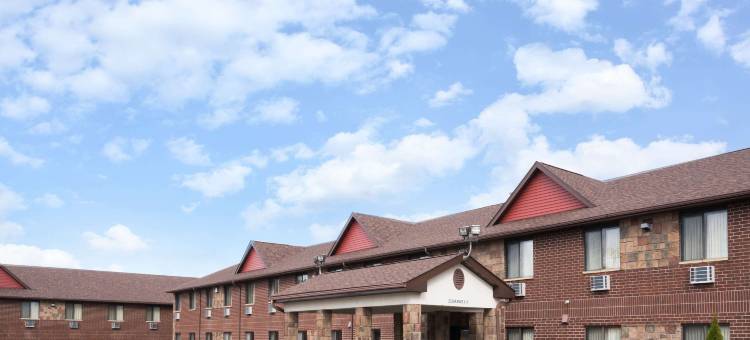 欧克莱尔呗盟套房酒店(Baymont by Wyndham Eau Claire WI)图片