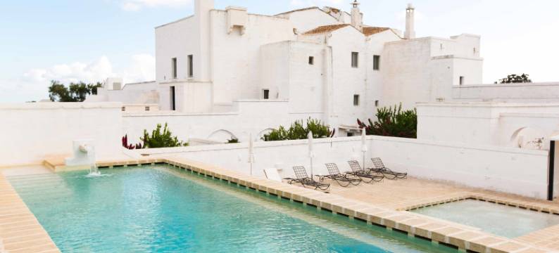 马塞里亚加鲁伯酒店(Masseria le Carrube)图片