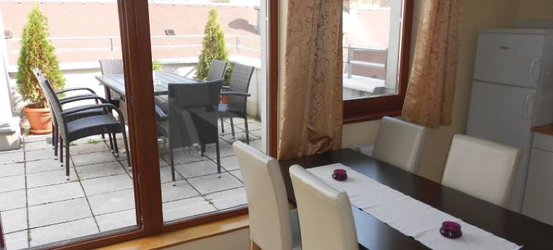 时尚豪华公寓(Trendy Deluxe Apartments)图片