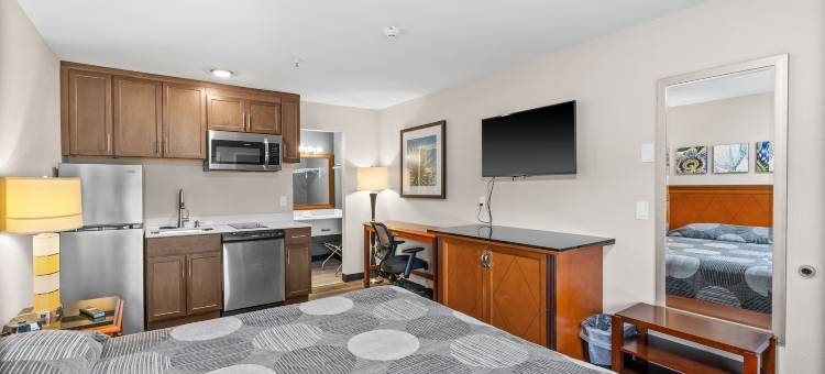 普亚勒普大本营温德姆旅游旅馆(Basecamp Puyallup a Travelodge by Wyndham)图片