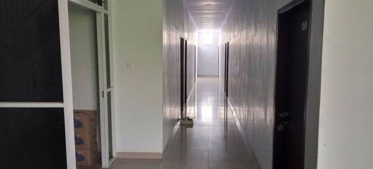 Hotel O 尼安伊斯兰公寓靠近Pertamina 74.91657马蒂罗塔西加油站(Hotel O Kost Nian Syariah Near Spbu Pertamina 74.91657 Mattirotasi Sidrap)图片