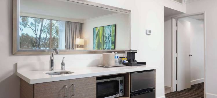 圣迭戈海湾希尔顿逸林酒店(DoubleTree by Hilton San Diego Bayside)图片