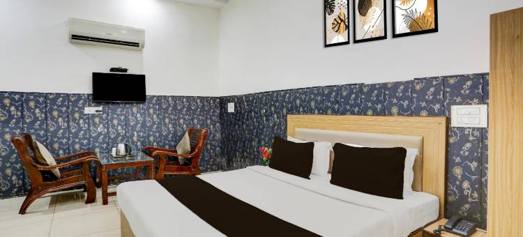 Super Hotel O Lohgarh Road Zirakpur Formerly JB Plaza图片