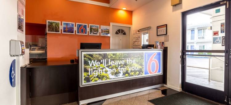 圣拉斐尔6号汽车旅馆(Motel 6 San Rafael, CA)图片