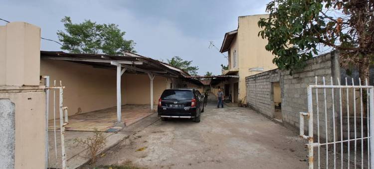 OYO 93320 维纳斯伊斯兰民宿靠近梅古帕克大学(OYO 93320 Venus Homestay Syariah Near Universitas Megou Pak Tulang Bawang)图片