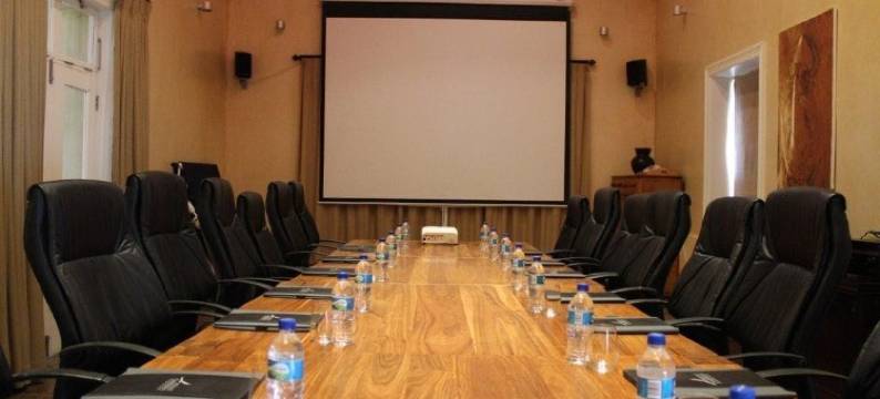 坎迪波山私人野生动物保护区 - 纽马克(Mount Camdeboo Private Game Reserve by Newmark)图片