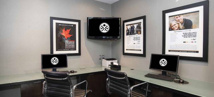 桑德曼签名坎卢普斯酒店(Sandman Signature Kamloops Hotel)图片