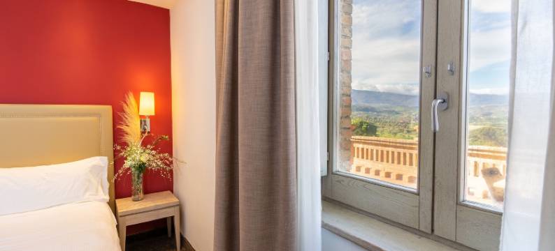 UNA HOTELS 特努塔孔特莎农场和水疗中心 科森扎(Una Hotels Tenuta Contessa Farm & Spa Cosenza)图片