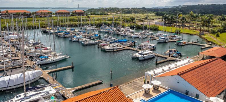 肖特湾码头酒店(Marina Hotel at Shelter Bay)图片