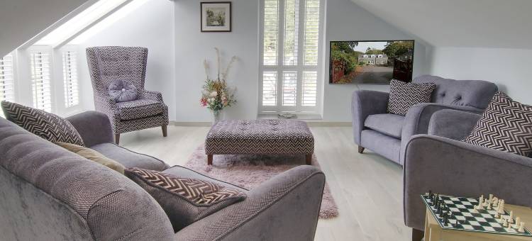 斯旺西谷假日酒店(Swansea Valley Holiday Cottages)图片
