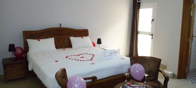 艾迪尼亚酒店(Hotel Edenia)图片