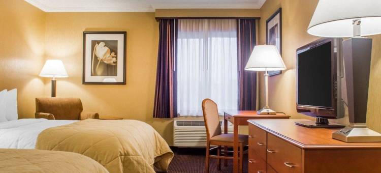 河滨凯隆套房酒店(Clarion Hotel & Suites Riverfront)图片