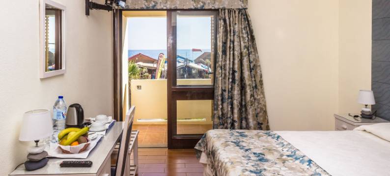 艾洛玛尔酒店(Aeromar Beach Hotel)图片