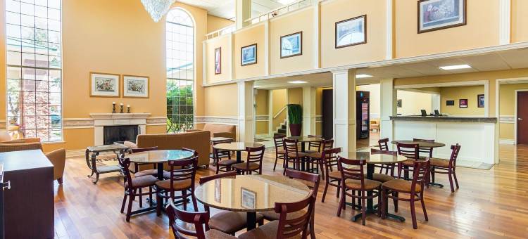 凯艺套房酒店(Quality Suites)图片