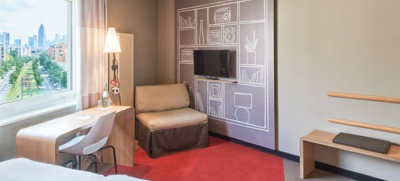 法兰克福会展B&B酒店(B&B HOTEL Frankfurt-Messe)图片