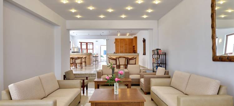 尼罗斯海滩(Niros Beachfront Aparthotel)图片