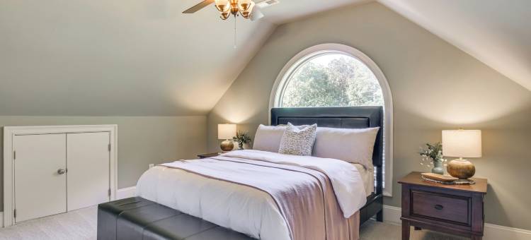 船坞和电影院：怀利湖度假屋(Dock and Home Theater Pet-Friendly Lake Wylie Home)图片