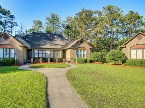 位于杜蒙湖的现代麦科米克联排别墅！