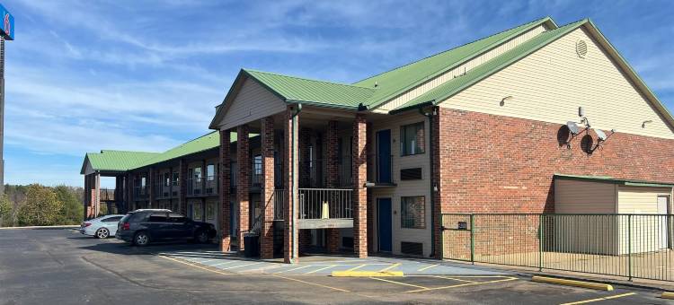 阿肯色州奥扎克 6 号汽车旅馆(Motel 6 Ozark, AR)图片