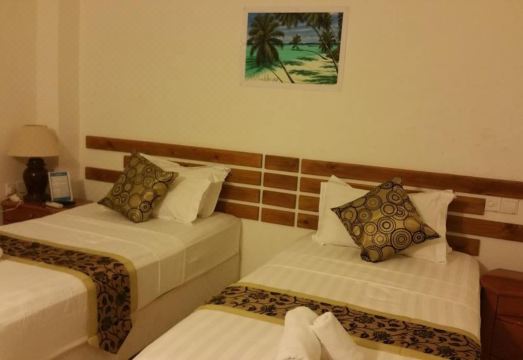 Ras Rana Lodge Hotel Overview