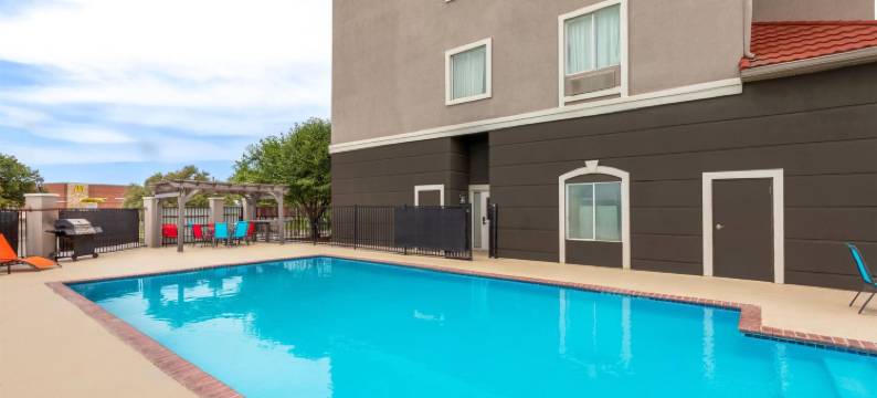 布朗伍德拉昆塔温德姆套房酒店(La Quinta Inn & Suites by Wyndham Brownwood)图片