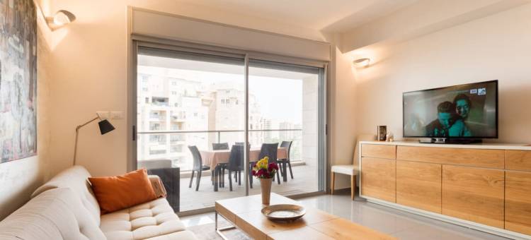 Urban Gem with Outdoor Lounge图片