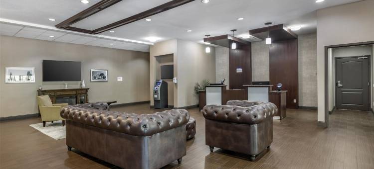 贝斯特韦斯特优质里之山峰套房酒店(Best Western Plus Lees Summit Hotel  Suites)图片