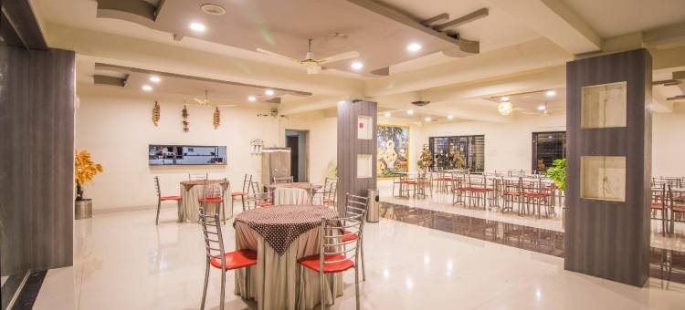 约吉拉赫宫殿酒店(Yogiraj Palace)图片