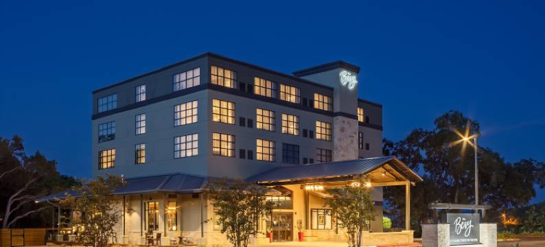 波尔贝维希尔顿逸林酒店(The Bevy Hotel Boerne - a Doubletree by Hilton)图片