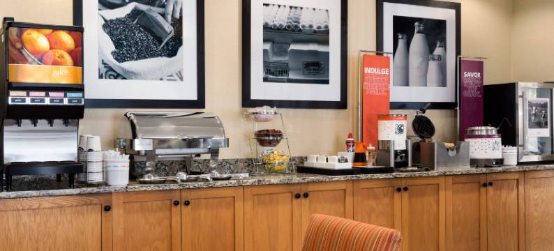 希尔顿欢朋酒店-休斯顿-威洛布鲁克购物中心(Hampton Inn Houston-Willowbrook Mall)图片