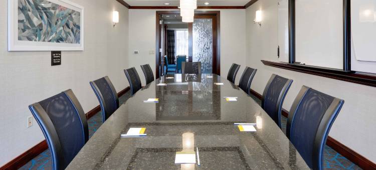 达拉斯阿林顿南欢朋套房酒店(Hampton Inn & Suites Dallas-Arlington-South)图片