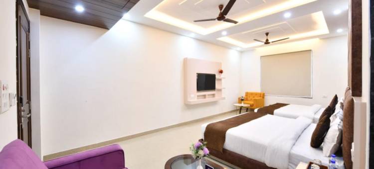 点击酒店纳拉亚纳(Click Hotel Narayana)图片