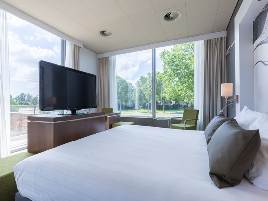 帕彭德雷赫特莱昂纳多酒店