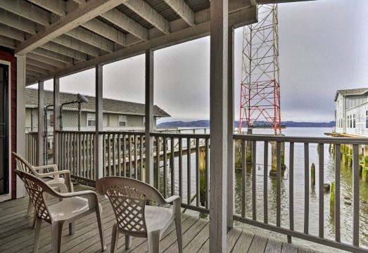 Sleek Riverfront Condo on Pier in Downtown Astoria Hotel Overview