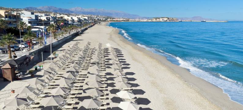 亚特兰蒂斯海滩酒店(Atlantis Beach Hotel)图片