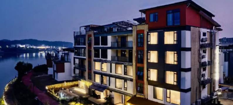 黄山屯溪上街上行江景度假民宿(屯溪老街店)图片