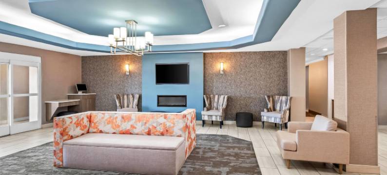 瑟西拉昆塔温德姆套房酒店(La Quinta Inn & Suites by Wyndham Searcy)图片