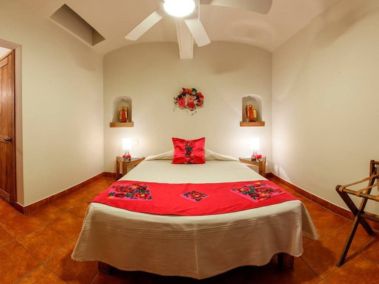 CASA LOS ARQUITOS DE 索奇米尔科