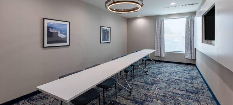 拉昆塔温德姆酒店及套房阿森斯I-65(La Quinta Inn & Suites by Wyndham Athens I-65)图片