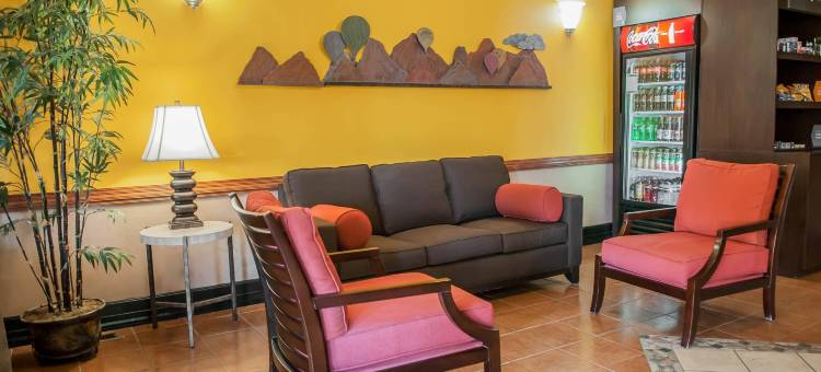 阿尔伯克基北气球嘉年华公园舒适套房酒店(Comfort Suites Albuquerque-North Journal Center)图片